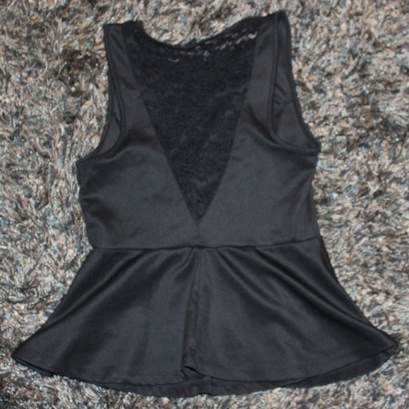 Forever 21 Lace Peplum Top Black Small - Picture 4 of 6